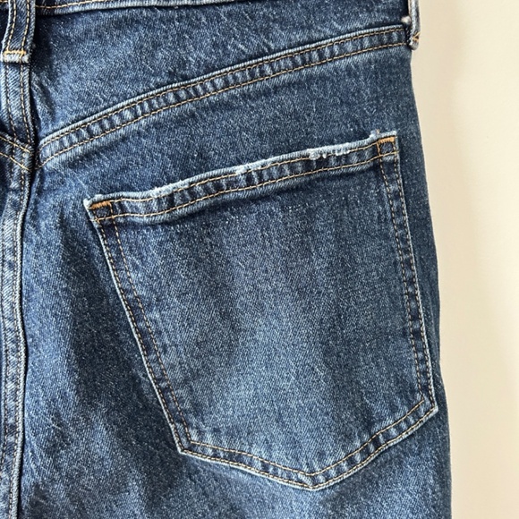 GAP Women's Mom High Rise Denim Jeans Size 10 Tall Tapered Leg Medium Wash - Picture 8 of 15